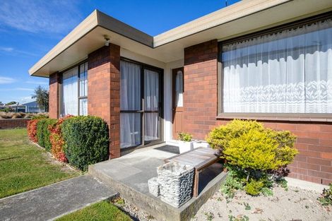 Photo of property in 787a Main North Road, Belfast, Christchurch, 8051