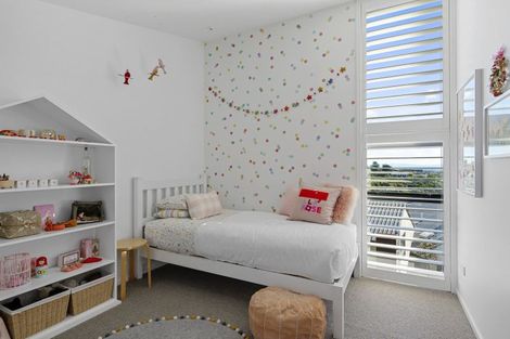Photo of property in 14 Assisi Street, Mount Pleasant, Christchurch, 8081