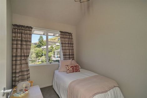 Photo of property in 54 Voelas Road, Lyttelton, 8082