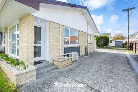 Photo of property in 2/6 Hay Street, Ebdentown, Upper Hutt, 5018