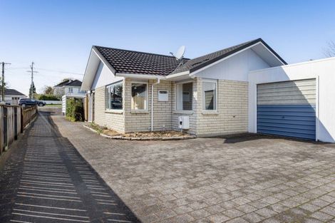 Photo of property in 2/59 Wallath Road, Westown, New Plymouth, 4310