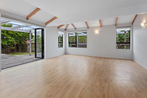 Photo of property in 51 George Point Road, Onerahi, Whangarei, 0110