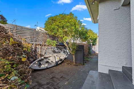 Photo of property in 2 Poutini Street, Whanganui East, Whanganui, 4500
