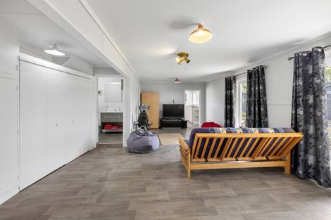 Photo of property in 19 Taipari Avenue, Raglan, 3225