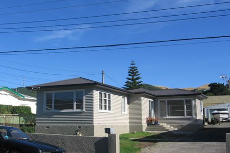 Photo of property in 30 Dr Taylor Terrace, Johnsonville, Wellington, 6037