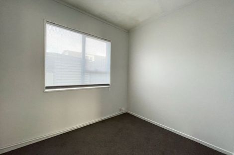 Photo of property in 24 Wagon Road, Stokes Valley, Lower Hutt, 5019