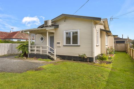 Photo of property in 10 Kahikatea Drive, Kinloch, Taupo, 3377