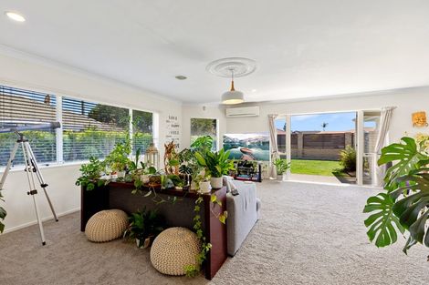 Photo of property in 10 Aldermen Avenue, Papamoa Beach, Papamoa, 3118