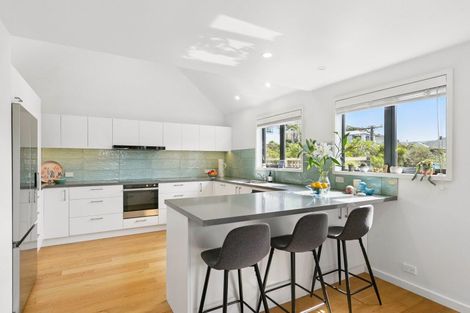 Photo of property in 11 Punjab Street, Khandallah, Wellington, 6035