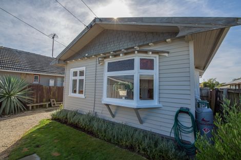 Photo of property in 114 Bower Avenue, New Brighton, Christchurch, 8083