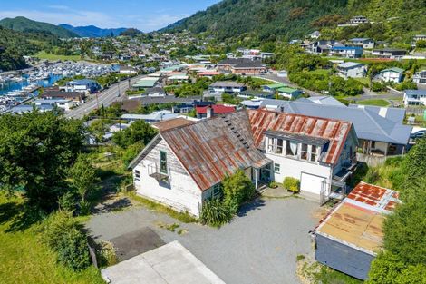 Photo of property in 4 Russell Street, Picton, 7220
