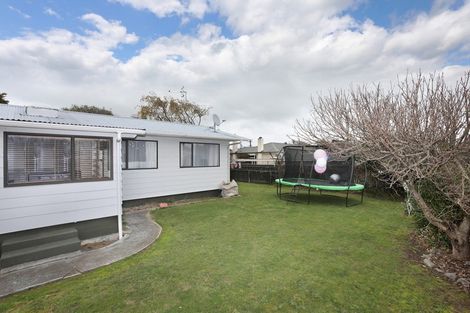 Photo of property in 179a Bridge Street, Bulls, 4818