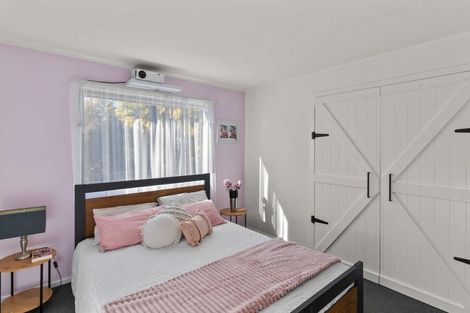 Photo of property in 123 Ravensdale Rise, Westmorland, Christchurch, 8025