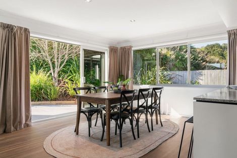 Photo of property in 4 Fender Close, Pyes Pa, Tauranga, 3112