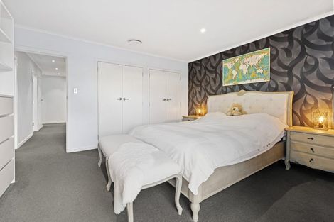 Photo of property in 37a Bradbury Road, Botany Downs, Auckland, 2010