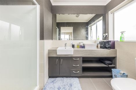 Photo of property in 12 Vinci Court, Manurewa, Auckland, 2105