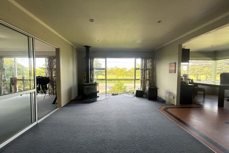 Photo of property in 425 Avonhead Road, Avonhead, Christchurch, 8042