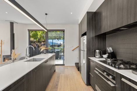 Photo of property in 27c Falconer Rise, Jacks Point, Queenstown, 9371