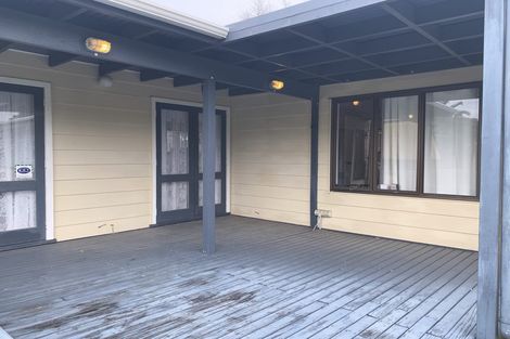 Photo of property in 13 Gloaming Place, Conifer Grove, Takanini, 2112