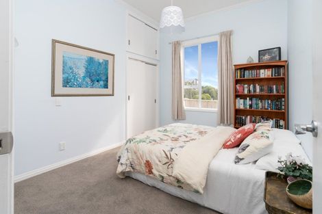 Photo of property in 6 Mitchell Street, Brooklyn, Wellington, 6021