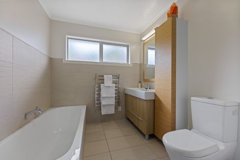 Photo of property in 9 Eastbank Street, Waverley, Dunedin, 9013