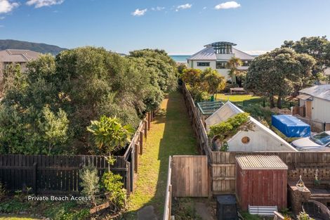 Photo of property in 241 Manly Street, Paraparaumu Beach, Paraparaumu, 5032