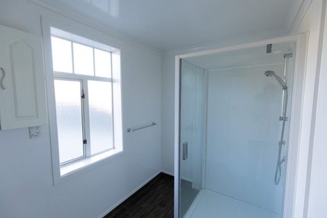 Photo of property in 8 Ragan Lane, Wanaka, 9305