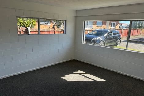 Photo of property in 3/56 Rimu Street, New Lynn, Auckland, 0600