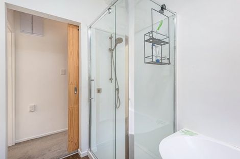 Photo of property in 1/107 Holly Road, St Albans, Christchurch, 8014