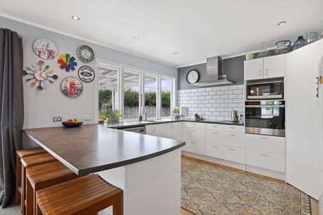 Photo of property in 18 Richmond Street, Cambridge, 3434