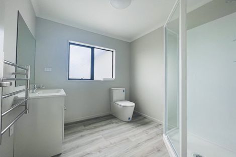 Photo of property in 6d Melleray Place, Randwick Park, Auckland, 2105