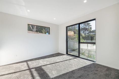 Photo of property in 126 San Valentino Drive, Henderson, Auckland, 0612