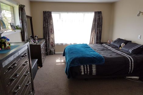 Photo of property in 1/10 Ryeland Avenue, Ilam, Christchurch, 8041