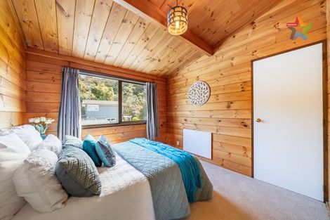 Photo of property in 19a Miromiro Road, Normandale, Lower Hutt, 5010