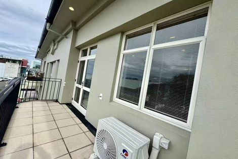 Photo of property in 2b/11 London Street, Hamilton Central, Hamilton, 3204