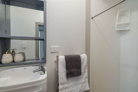Photo of property in 12f3 Norna Crescent, Kelburn, Wellington, 6012