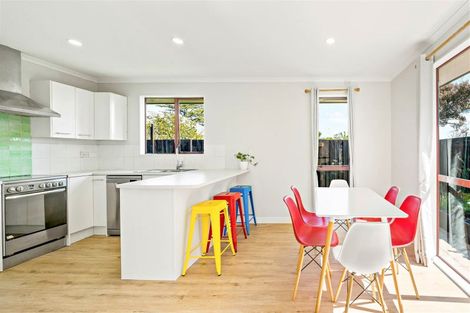 Photo of property in 640a Te Atatu Road, Te Atatu Peninsula, Auckland, 0610