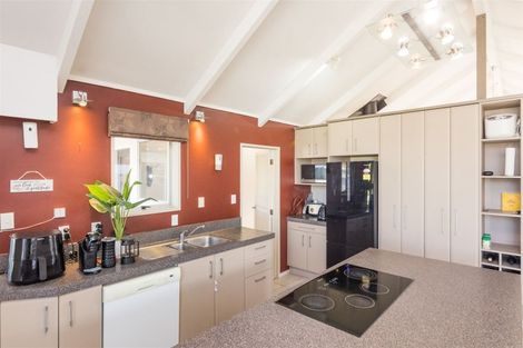 Photo of property in 40 Terry Crescent, Milson, Palmerston North, 4414