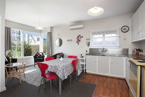 Photo of property in 127 Hamilton Avenue, Ilam, Christchurch, 8041