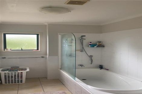 Photo of property in 18 Catrina Avenue, Birkenhead, Auckland, 0626