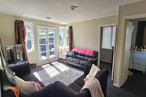 Photo of property in 17 Truman Road, Bryndwr, Christchurch, 8053