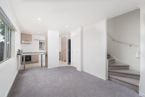 Photo of property in 1/51 Henderson Valley Road, Henderson, Auckland, 0612