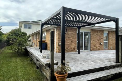 Photo of property in 106 Sturges Road, Henderson, Auckland, 0612