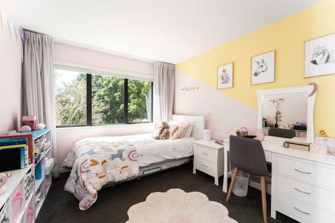 Photo of property in 50 Parr Terrace, Castor Bay, Auckland, 0620