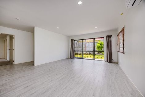 Photo of property in 48 Stellamaris Way, Northpark, Auckland, 2013