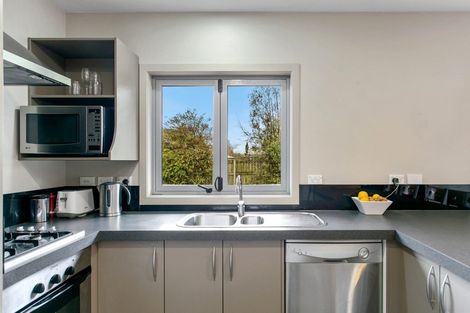 Photo of property in 18 Frederick Street, Two Mile Bay, Taupo, 3330