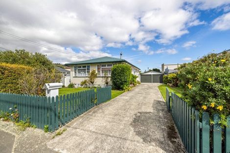 Photo of property in 16 Tanner Street, Woolston, Christchurch, 8023