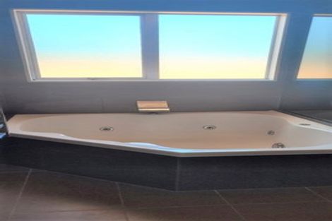 Photo of property in 43 Joseph Banks Drive, Whitby, Porirua, 5024