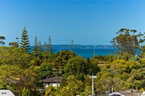 Photo of property in 2/38 Glenvar Road, Torbay, Auckland, 0630