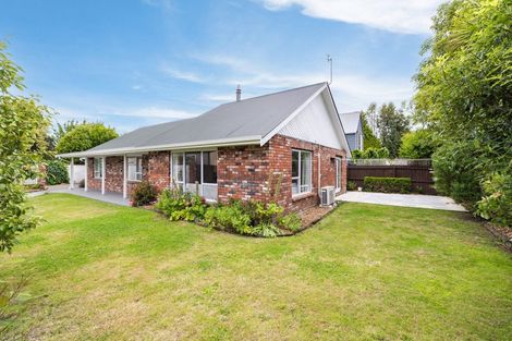 Photo of property in 21 Highsted Road, Bishopdale, Christchurch, 8053